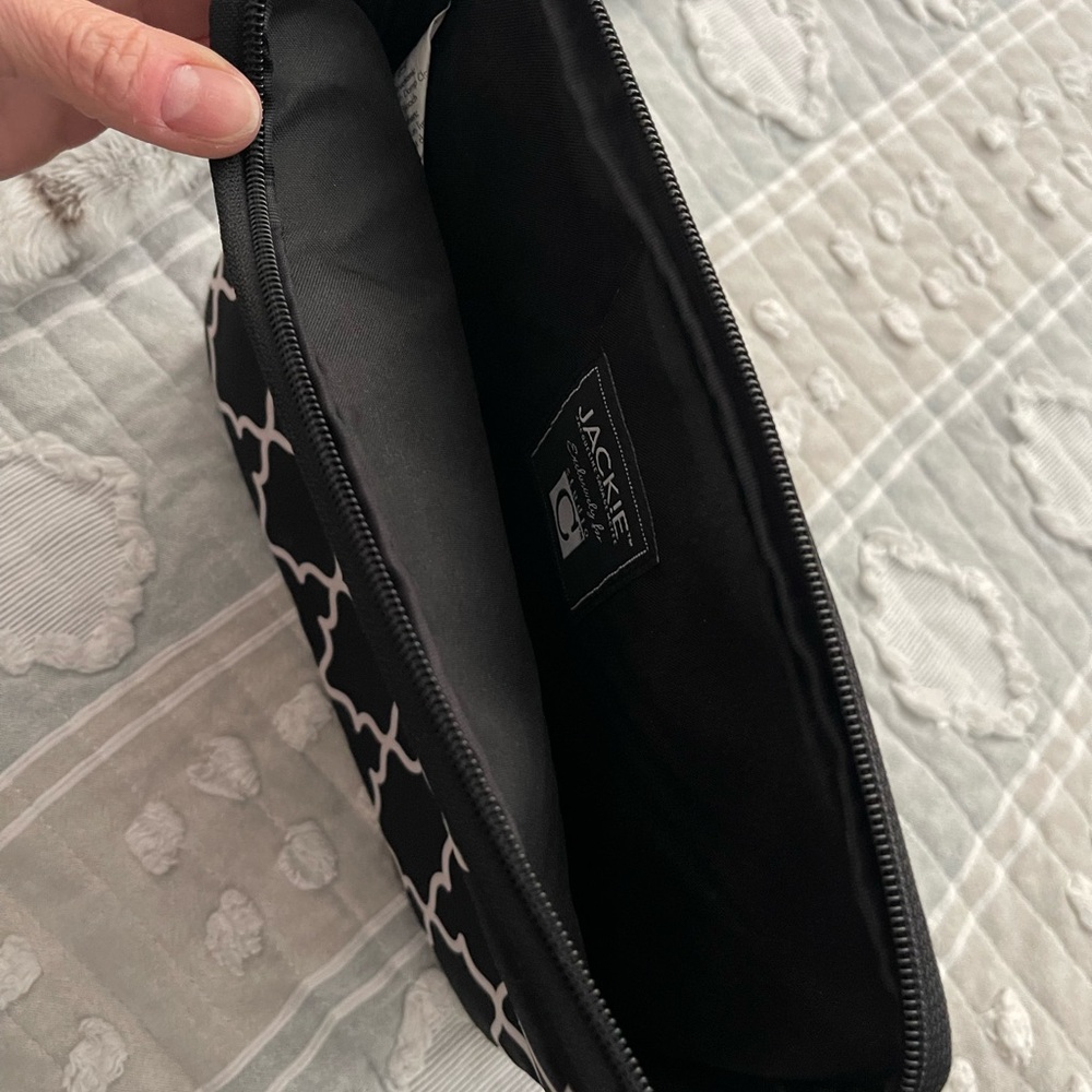 Jack by BB Dakota Monochrome IPAD Bag